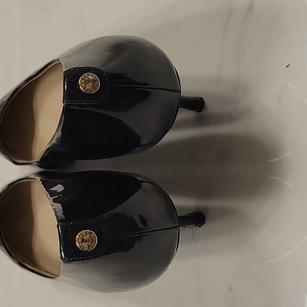 MICHAEL Michael Kors Heels 🖤 - Picture 3 of 7
